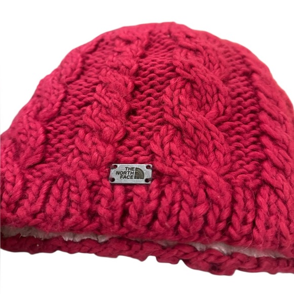 The North Face Hot Pink Fleece Lined Cable Knit Beanie Hat - Picture 1 of 5